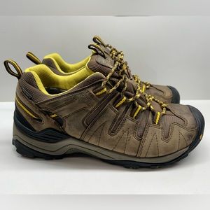 Keen Women’s Shoe 52020-DEMM